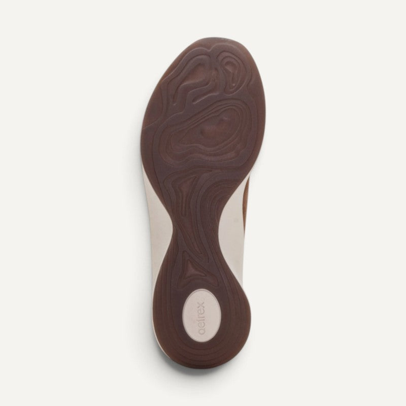Serena Taupe