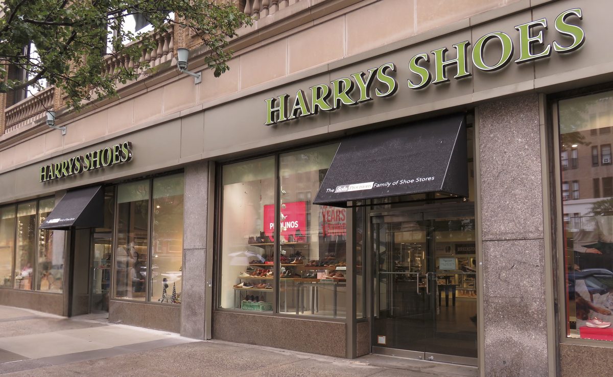 Harry's Shoes Manhattan storefront